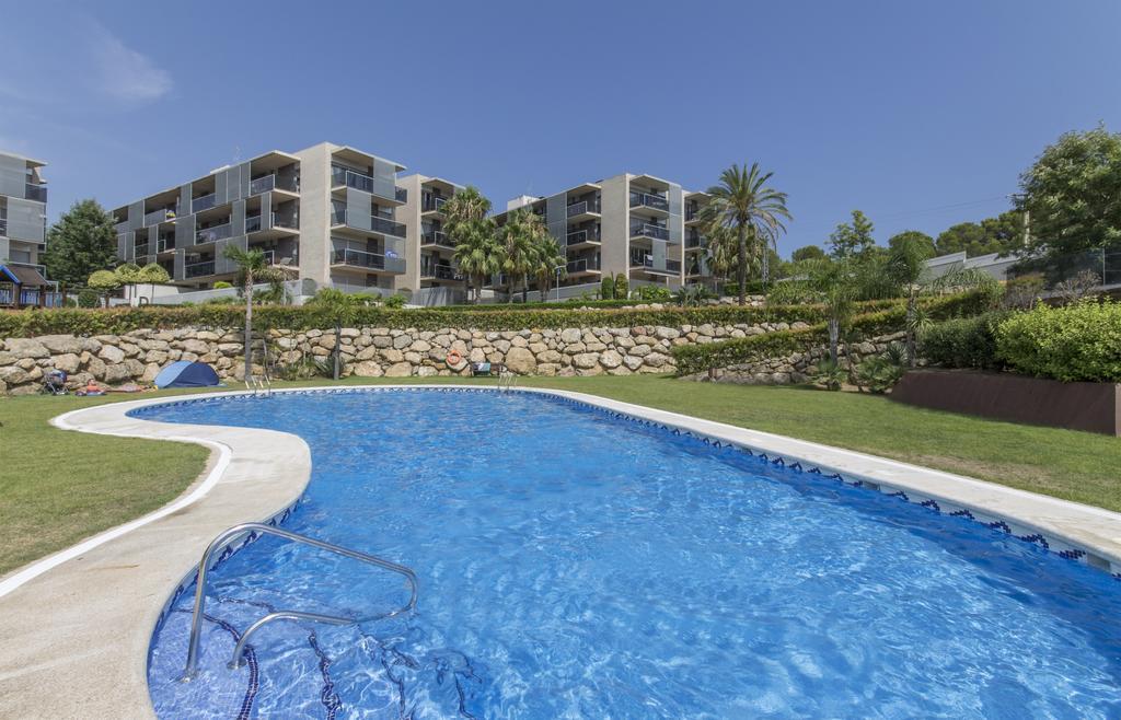 Uhc Paradise Village Family Complex * Salou